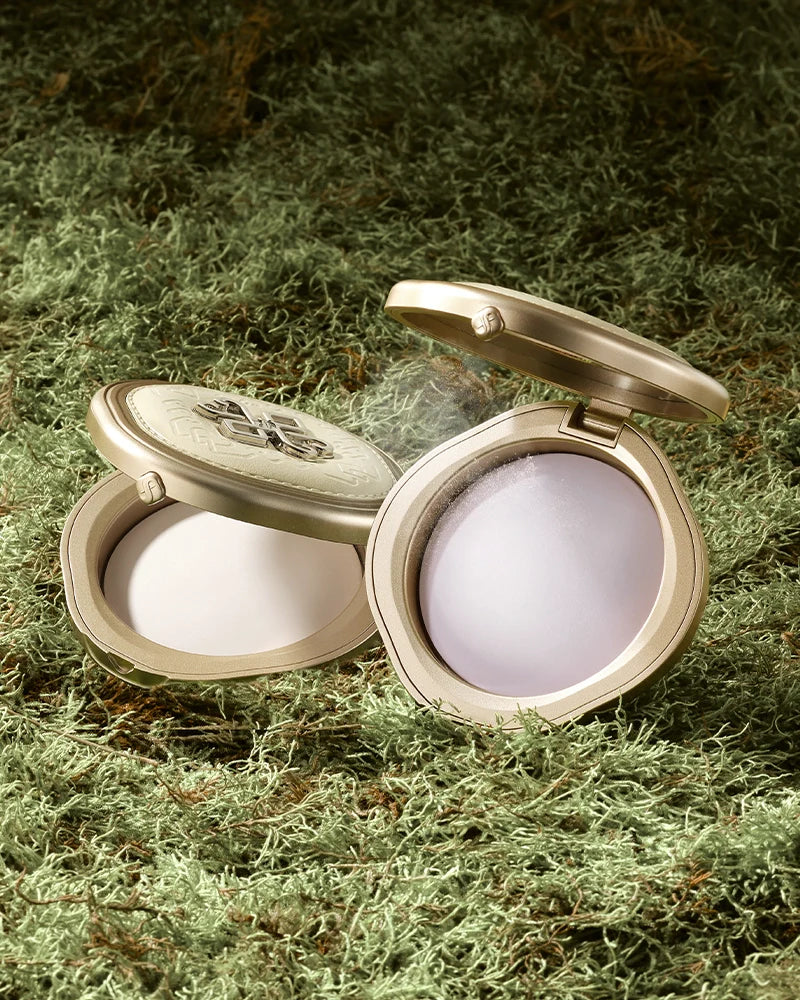 Flawless Jade Breathable Pressed Powder (Nomadic Glam)