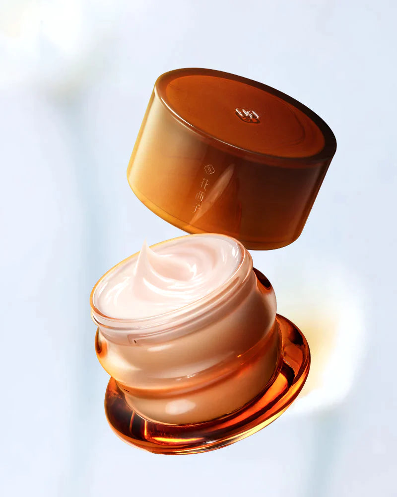 Peach Resin Brightening Priming Moisturizer test