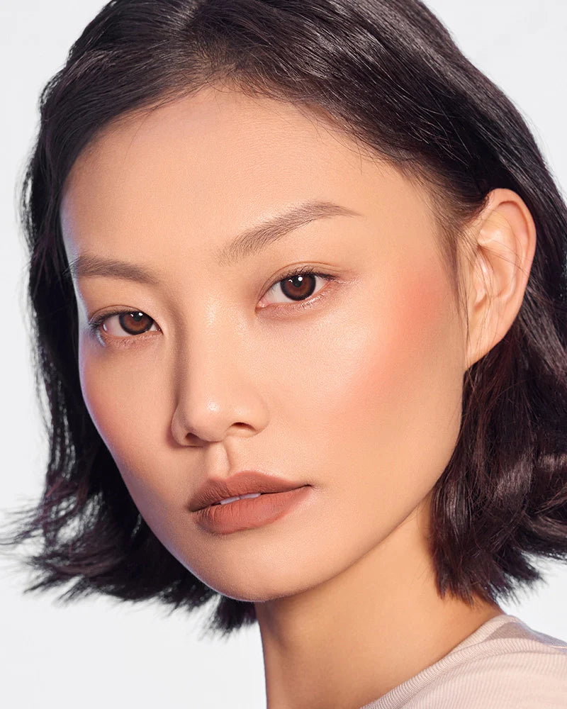 Blooming Rouge Ultra Smooth Satin Liquid Lipstick (Nomadic Glam)