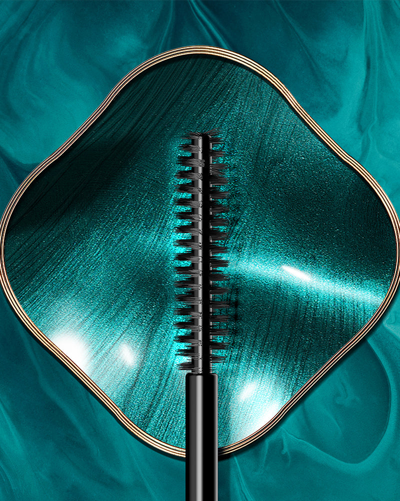 Pine Soot Slender Mascara